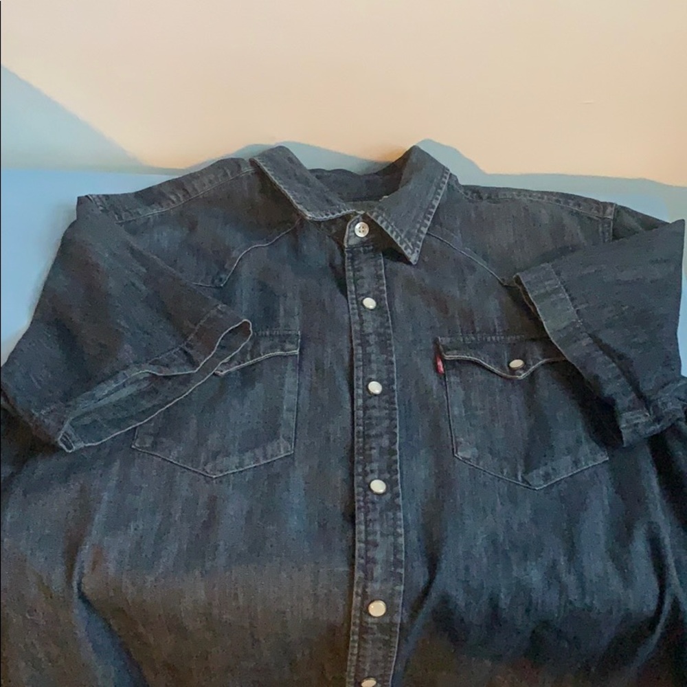 Levi’s denim Short Sleeve shirt - Picture 6 of 6